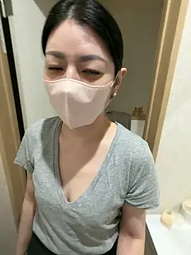 Snapshot of akimix_xoxo chatting on 02-25-26, 11:09 akimix xoxo online show from 02-25-26, 11:09