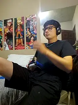 Snapshot of Ais_B10 chatting on 10-28-25, 03:43 Ais B10 online show from 10-28-25, 03:43