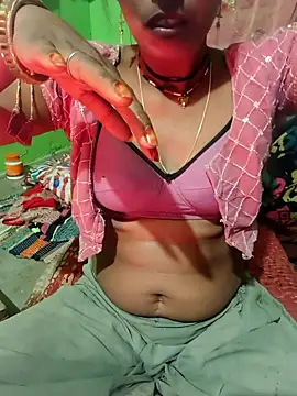 Snapshot of Hot_nenshi chatting on 12-15-25, 04:55 Hot nenshi online show from 12-15-25, 04:55