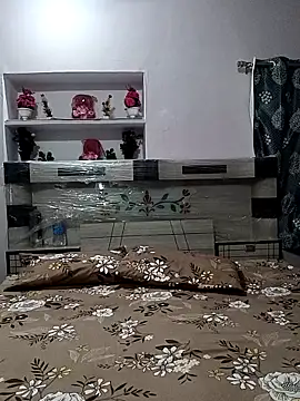 Best couple2001 online show from 11-18-25, 06:51