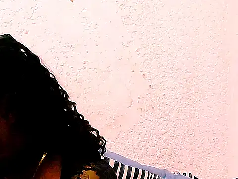 DOVE85 online show from 11-14-25, 01:54