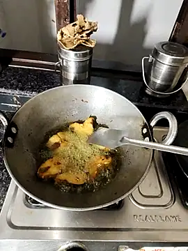 Heena-143 online show from 11-29-25, 03:59