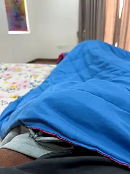 Raj3090 online show from 12-23-25, 04:32