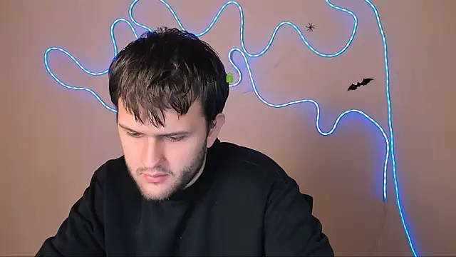 Snapshot of emmet_storm chatting on 11-02-25, 10:06 emmet storm online show from 11-02-25, 10:06