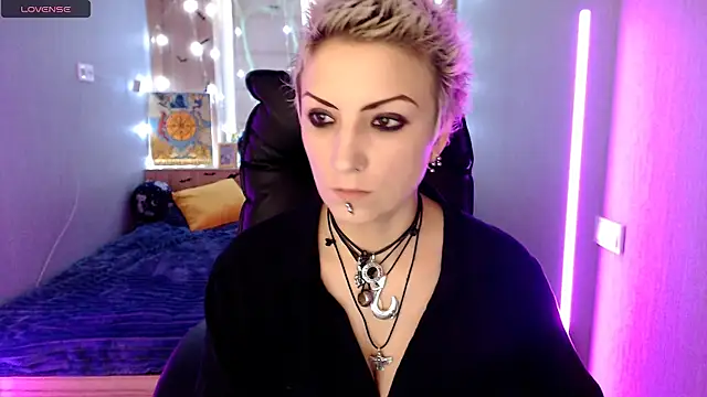 Sweet-n-Strong online show from 11-23-25, 06:57