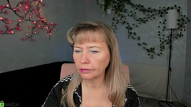 Carla Vogue online show from 12-02-25, 09:58