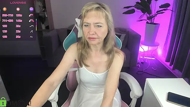 Carla Vogue online show from 02-22-26, 11:53