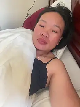 Macy-y online show from 10-28-25, 12:58