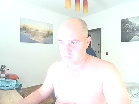 HunMike online show from 11-25-25, 09:37