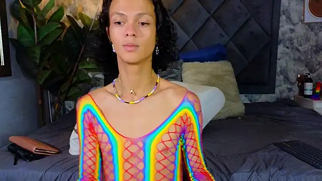 Snapshot of Indi_rave chatting on 11-04-25, 03:44 Indi rave online show from 11-04-25, 03:44