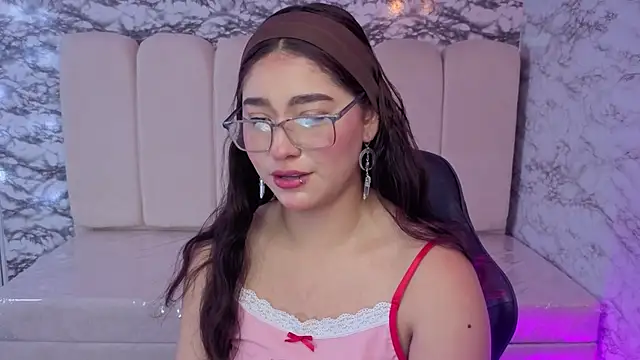 Afrodita Wild v online show from 12-19-25, 08:05