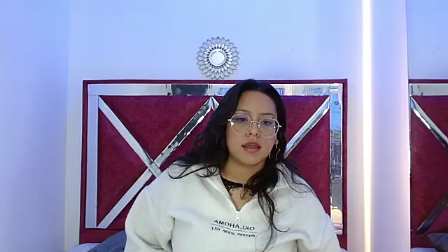 Snapshot of Aria_cloud69 chatting on 10-27-25, 04:22 Aria cloud69 online show from 10-27-25, 04:22