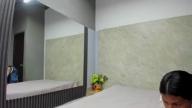 Sarahh-19 online show from 11-07-25, 11:54