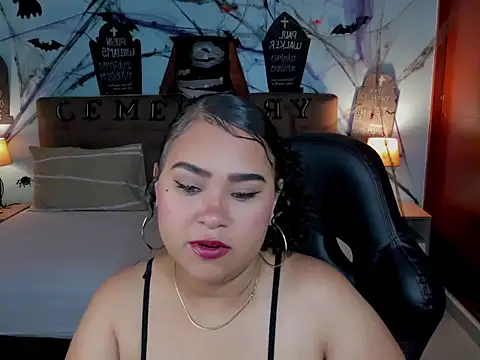 Snapshot of Prettyy_zoe chatting on 10-27-25, 11:58 Prettyy zoe online show from 10-27-25, 11:58