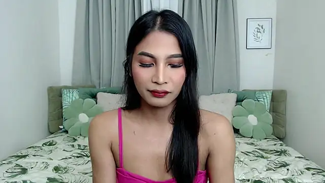 Snapshot of YourPrettyBella_TS chatting on 01-12-26, 07:08 YourPrettyBella TS online show from 01-12-26, 07:08