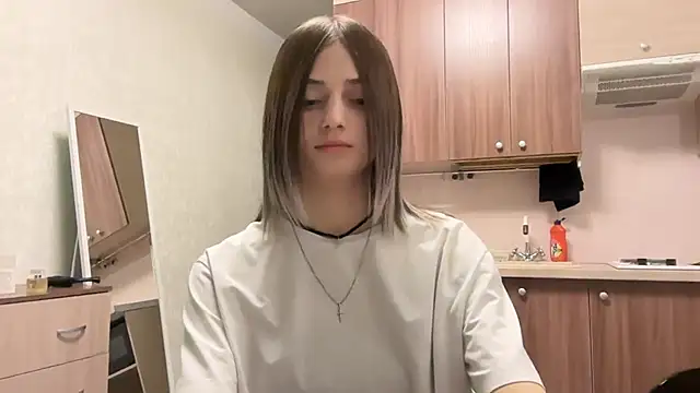 Snapshot of AidaGloshen chatting on 11-01-25, 04:09 AidaGloshen online show from 11-01-25, 04:09