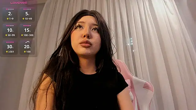 Snapshot of sweetmikasa chatting on 12-04-25, 05:21 sweetmikasa online show from 12-04-25, 05:21