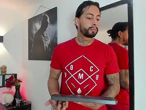 Snapshot of christopher_palmerjs chatting on 11-20-25, 08:19 christopher palmerjs online show from 11-20-25, 08:19