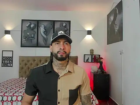 Snapshot of christopher_palmerjs chatting on 12-05-25, 06:22 christopher palmerjs online show from 12-05-25, 06:22