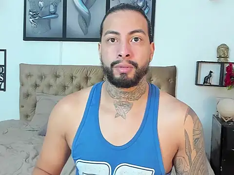 Snapshot of christopher_palmerjs chatting on 12-17-25, 05:41 christopher palmerjs online show from 12-17-25, 05:41