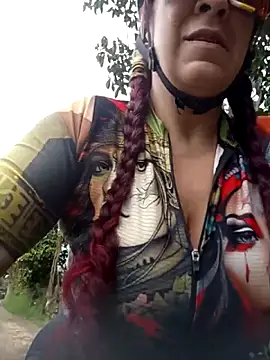 Snapshot of LAPOTRA_04 chatting on 11-21-25, 03:22 LAPOTRA 04 online show from 11-21-25, 03:22