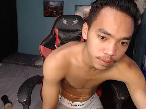 Snapshot of slimraz02 chatting on 01-06-26, 06:39 slimraz02 online show from 01-06-26, 06:39