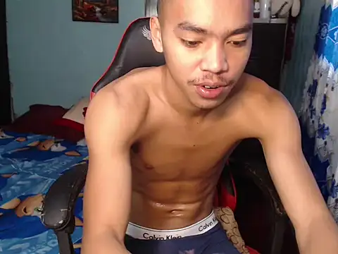 Snapshot of slimraz02 chatting on 01-19-26, 02:48 slimraz02 online show from 01-19-26, 02:48