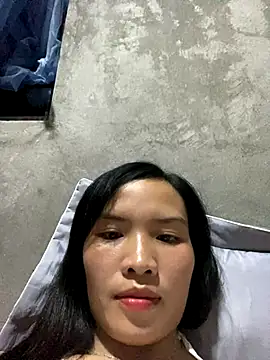 Snapshot of Yunzang chatting on 10-30-25, 01:01 Yunzang online show from 10-30-25, 01:01