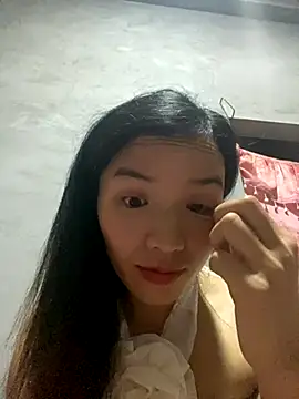 Snapshot of Yunzang chatting on 11-01-25, 10:50 Yunzang online show from 11-01-25, 10:50