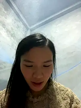 Snapshot of Yunzang chatting on 11-04-25, 10:20 Yunzang online show from 11-04-25, 10:20