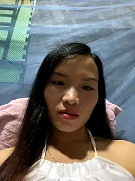 Snapshot of Yunzang chatting on 11-09-25, 12:09 Yunzang online show from 11-09-25, 12:09