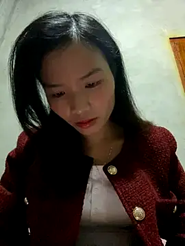 Snapshot of Yunzang chatting on 11-19-25, 12:21 Yunzang online show from 11-19-25, 12:21