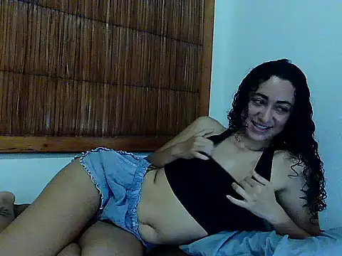 Snapshot of eleganceafterdark chatting on 11-03-25, 03:13 eleganceafterdark online show from 11-03-25, 03:13