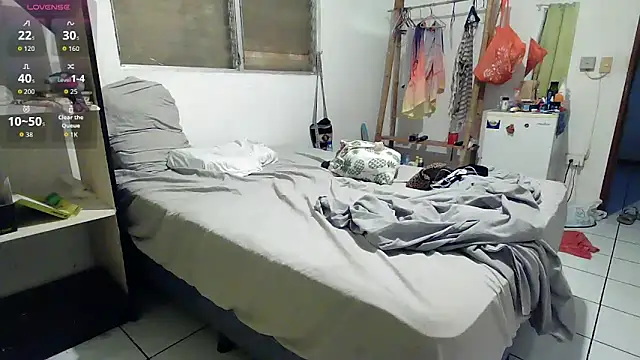 Snapshot of eleganceafterdark chatting on 12-17-25, 11:55 eleganceafterdark online show from 12-17-25, 11:55