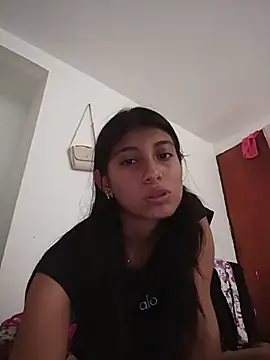 Snapshot of YeseniaRodriguez3 chatting on 11-22-25, 03:55 YeseniaRodriguez3 online show from 11-22-25, 03:55