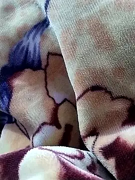 Snapshot of couple-open-enjoy chatting on 11-16-25, 06:52 couple-open-enjoy online show from 11-16-25, 06:52