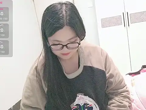 Rita1819 online show from 11-18-25, 12:31