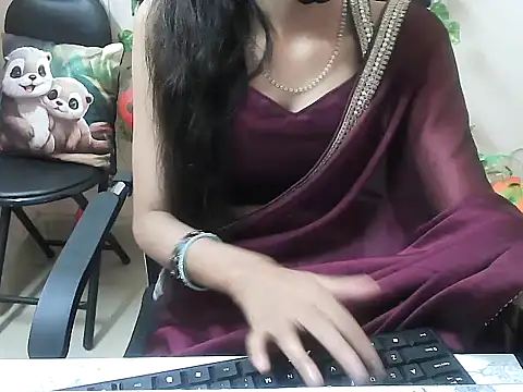 Snapshot of lo_e_shreya chatting on 11-20-25, 03:39 lo e shreya online show from 11-20-25, 03:39