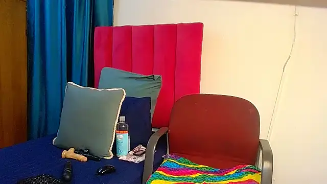 Lisa-001 online show from 01-07-26, 07:44