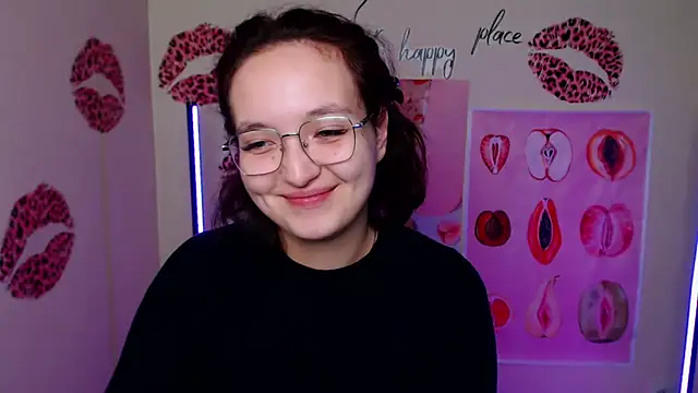 Snapshot of MissAriaa chatting on 10-28-25, 07:27 MissAriaa online show from 10-28-25, 07:27