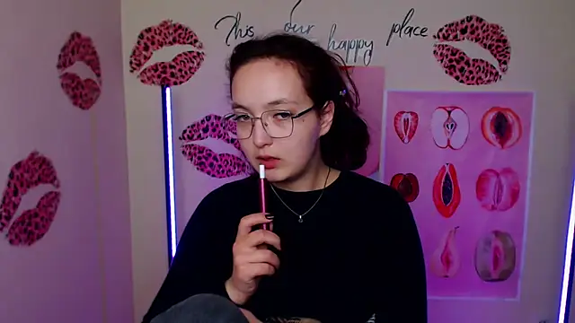 Snapshot of MissAriaa chatting on 10-29-25, 07:32 MissAriaa online show from 10-29-25, 07:32