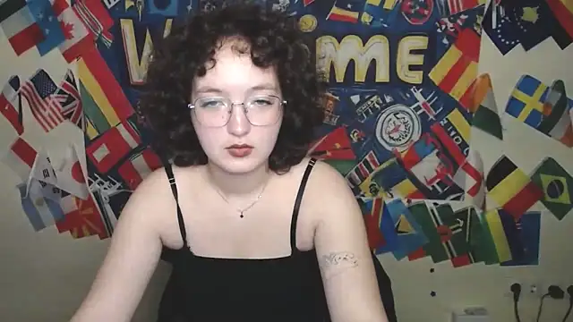 Snapshot of MissAriaa chatting on 11-02-25, 01:46 MissAriaa online show from 11-02-25, 01:46