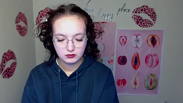 Snapshot of MissAriaa chatting on 11-25-25, 06:57 MissAriaa online show from 11-25-25, 06:57