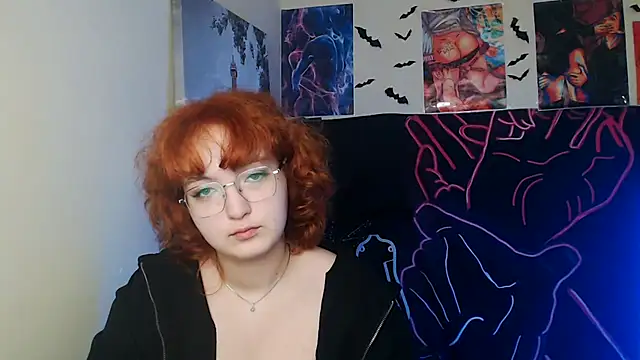 Snapshot of MissAriaa chatting on 12-14-25, 07:58 MissAriaa online show from 12-14-25, 07:58