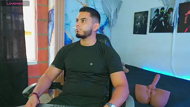 Tiler wolker online show from 11-07-25, 08:42