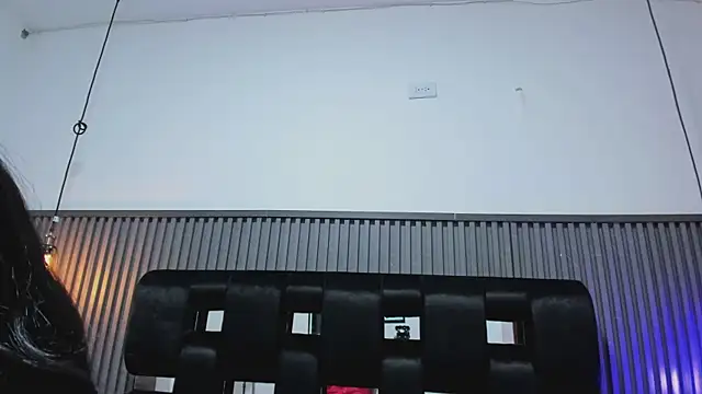 Snapshot of NhoanBrunette chatting on 11-06-25, 01:56 NhoanBrunette online show from 11-06-25, 01:56