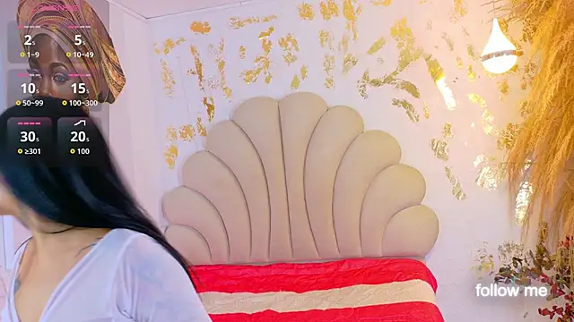 Snapshot of HellemMonet chatting on 11-16-25, 07:52 HellemMonet online show from 11-16-25, 07:52