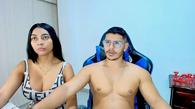 sophia and alex online show from 12-20-25, 10:50