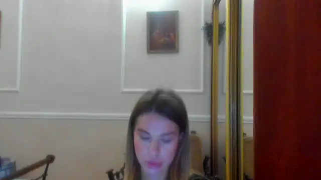 Snapshot of LinaBey chatting on 02-17-26, 09:06 LinaBey online show from 02-17-26, 09:06