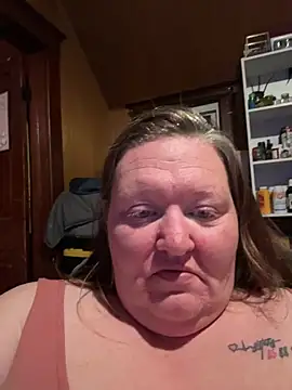 Snapshot of cuteandsassy85 chatting on 10-26-25, 12:16 cuteandsassy85 online show from 10-26-25, 12:16